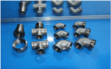 ����־�����